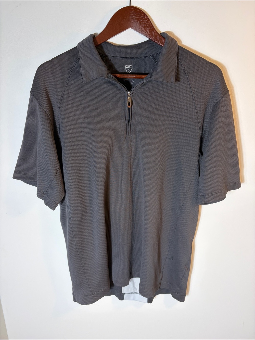 Nike Golf Dri-FIT Mens Medium Gray 1/4 Zip Polo Shirt Short Sleeve Performance